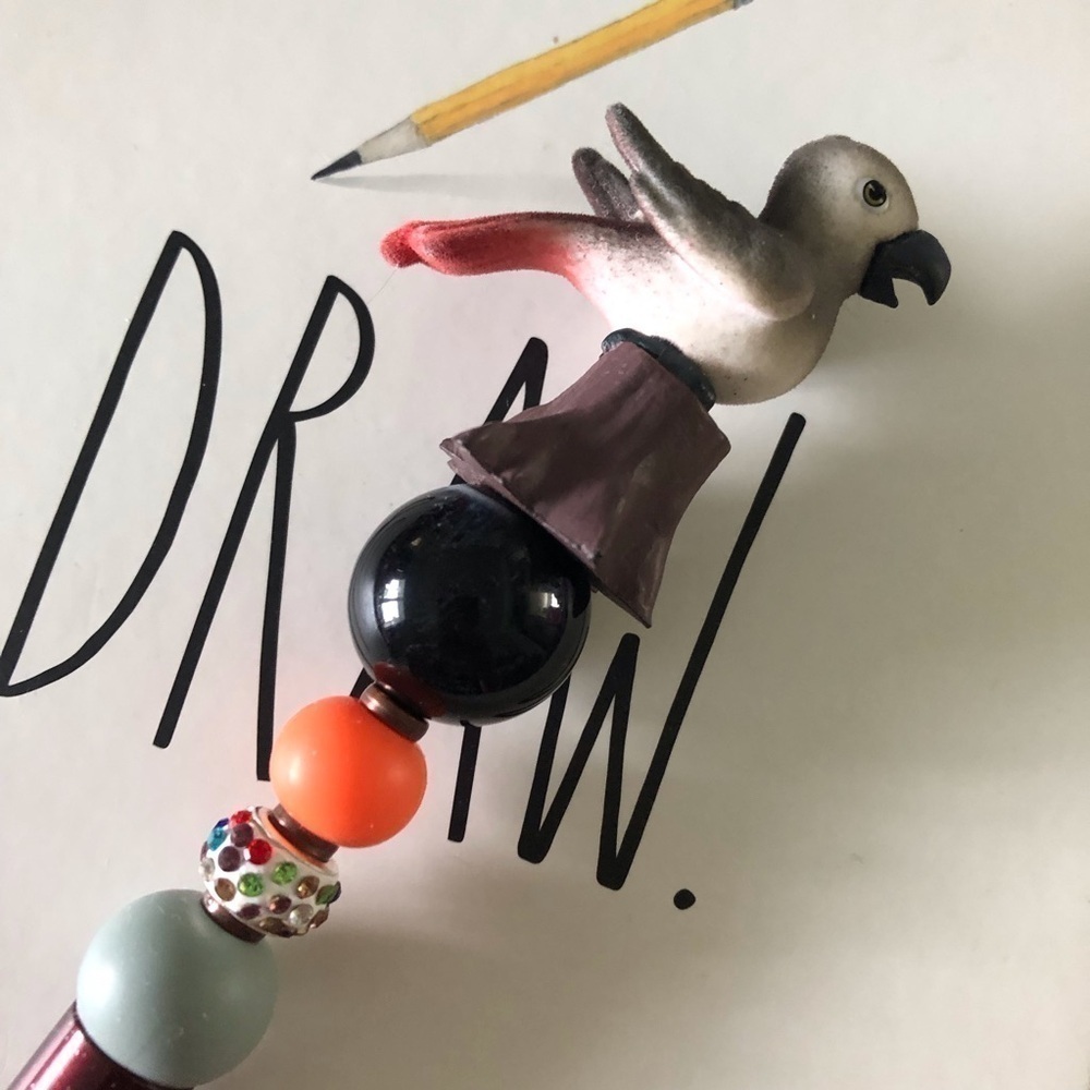 Jungle in my Pocket: Portia Parrot handmade pen